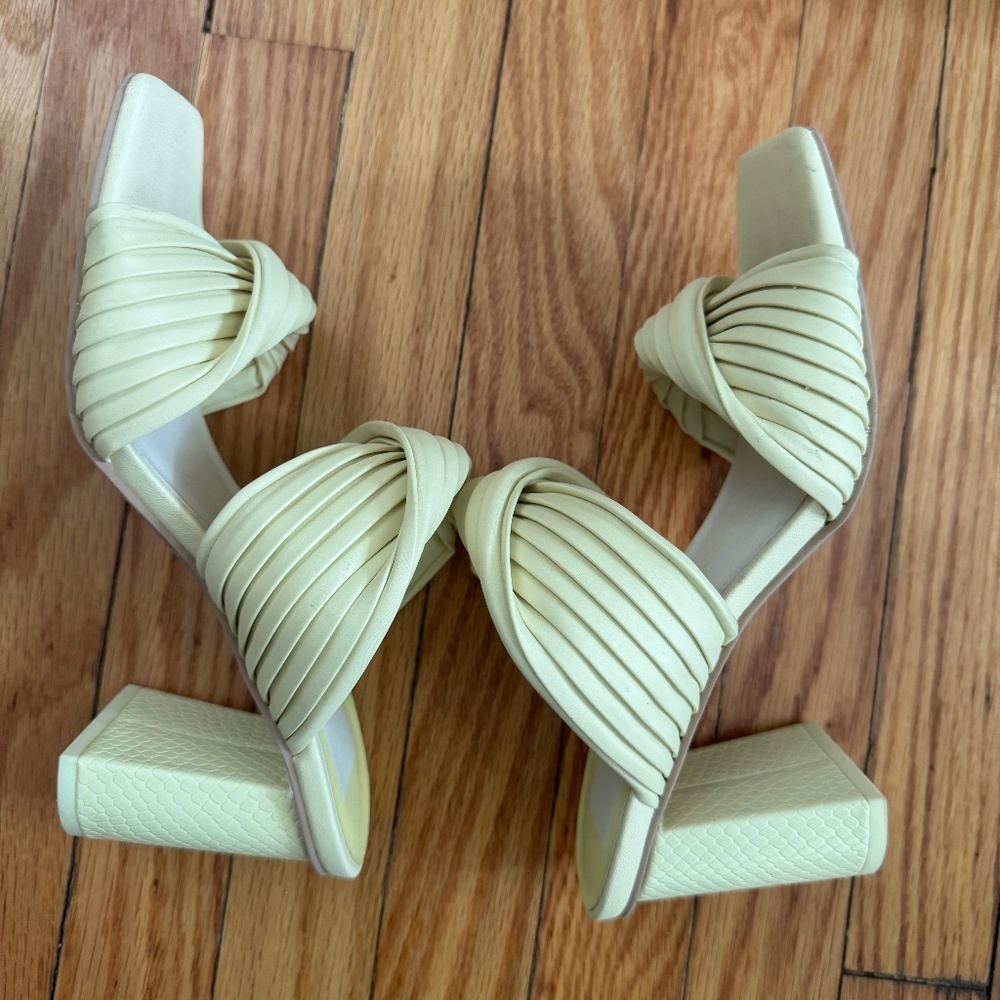 Dolce Vita PILTON HEELS - YELLOW